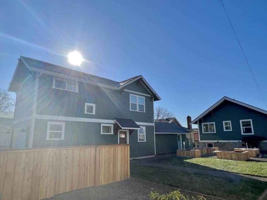 Brand New Custom Built Cottage In Downtown W/Pool! Salem Exterior foto